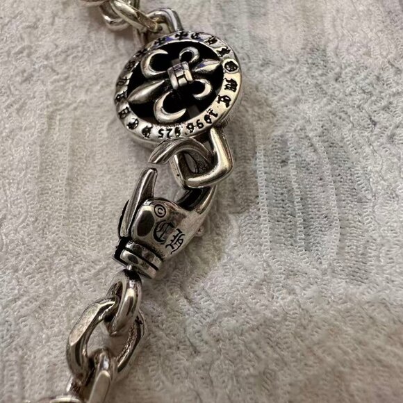 Chrome Hearts Anchor Flower Necklace - Picture 4 of 6